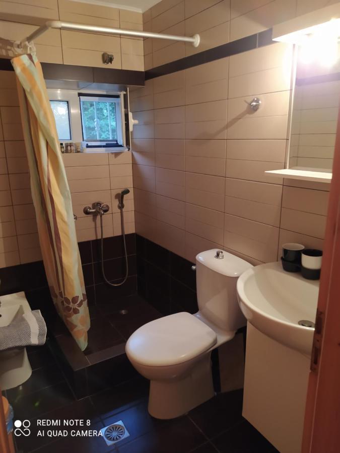Ozena Countryside Apartment Vromonérion Eksteriør billede