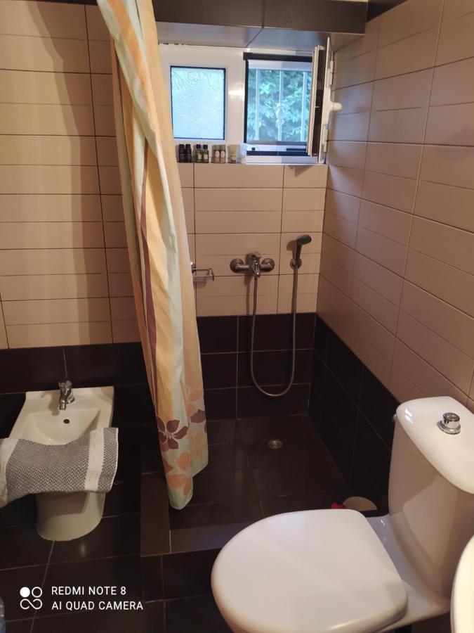 Ozena Countryside Apartment Vromonérion Eksteriør billede